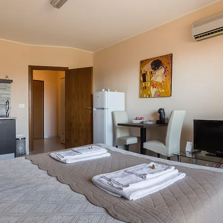 شقة فندقية Residenze Su Planu
