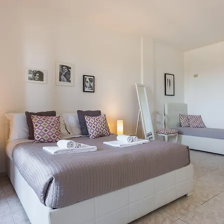 شقة فندقية Residenze Su Planu كالياري