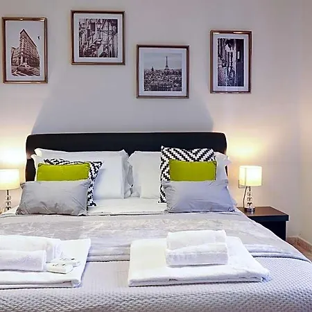 Residenze Su Planu アパートホテル 3*